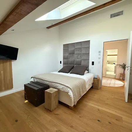 Villa Cool House